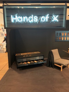 Hands of x