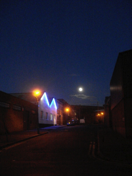 bromley st 
moon