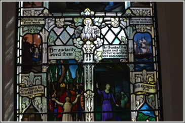 http://www.victorianweb.org/art/stainedglass/misc/2.html